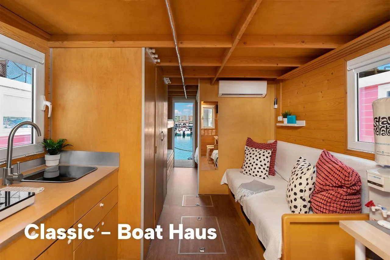 *** Botel Boat Haus - Mediterranean Experience  La Línea de la Concepción Spanien