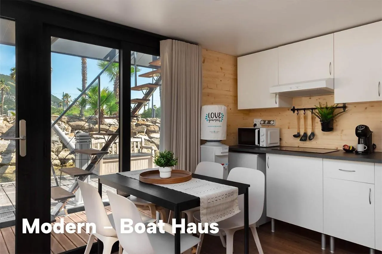 Boat Haus - Mediterranean Experience  La Línea de la Concepción