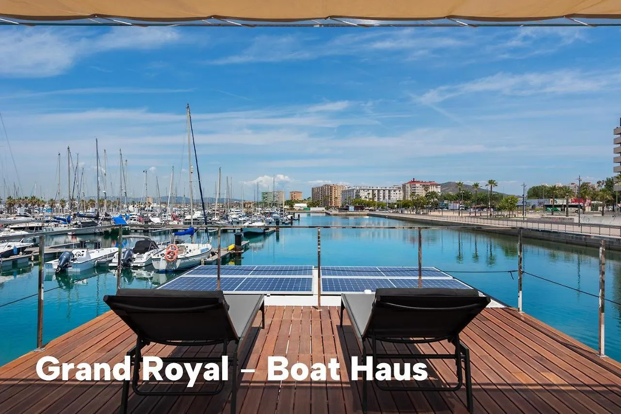 Botel Boat Haus - Casas Flotantes Frente A Gibraltar Hotel La Linea de la Concepcion