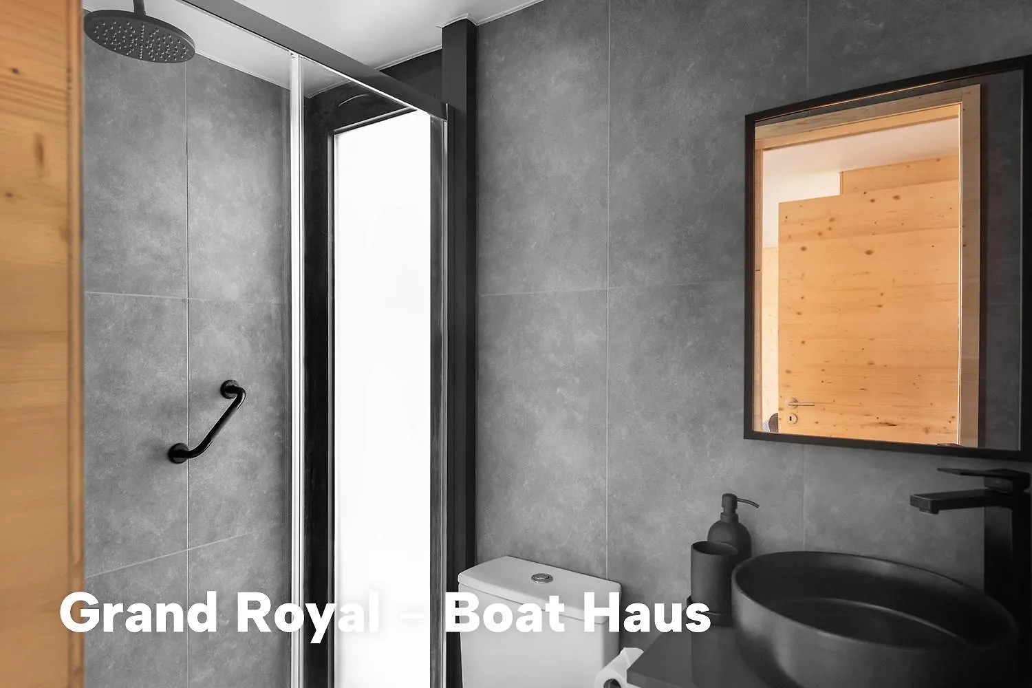 Boat Haus - Casas Flotantes Frente A Gibraltar 호텔 La Línea de la Concepción