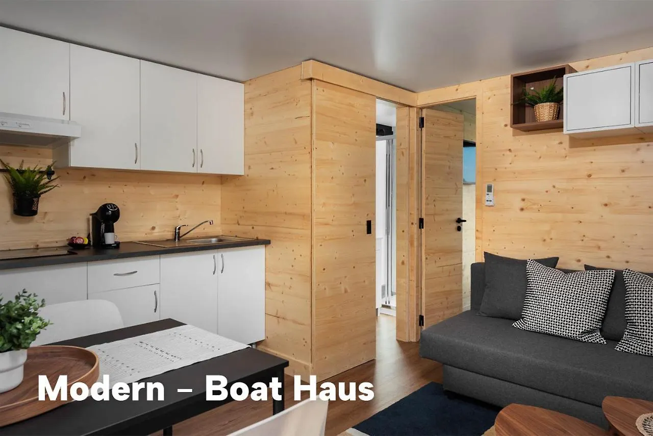 Hotel Boat Haus - Casas Flotantes Frente A Gibraltar La Línea de la Concepción Botel